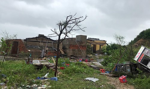 Nam Trung Bộ ngổn ngang sau bão