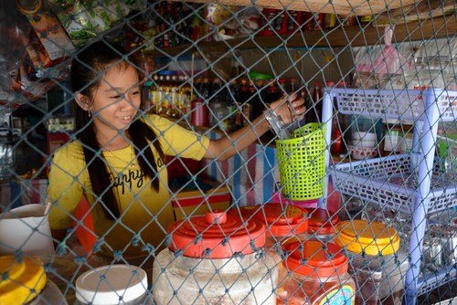 Thế hệ được sinh ra trên đảo.