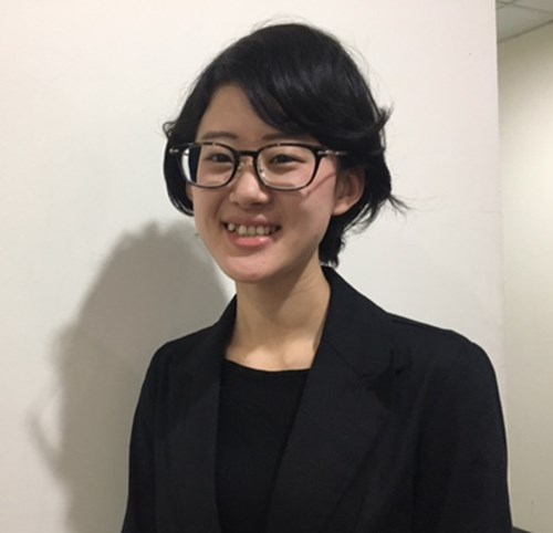 Chị Kano Haruka, nghiên cứu sinh đến từ Trường Đại học Hitotsubashi tại Tokyo (Nhật Bản).