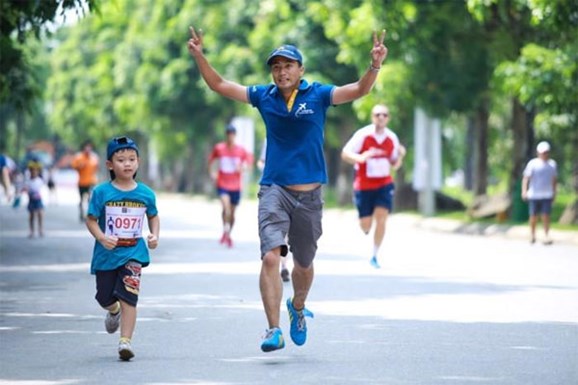 Người dân Thủ đô “Chạy vì cuộc sống xanh sạch đẹp”.