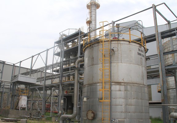 Một phần nhà máy Nhiên liệu sinh học Dung Quất.