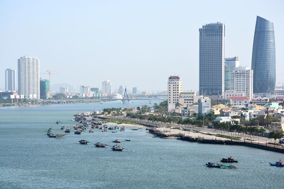 TP Đà Nẵng xây dựng những công trình có kết cấu vững chắc, kiểu dáng hiện đại.