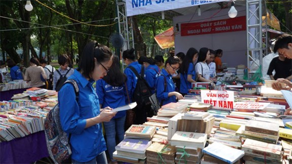 Đến với Ngày hội sách năm nay có nhiều độc giả là học sinh, sinh viên