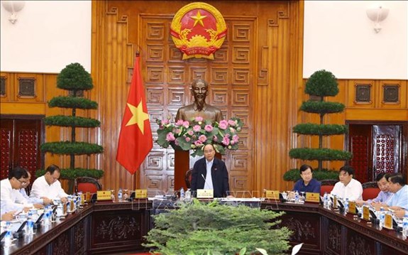 Thủ tướng Nguyễn Xuân Phúc phát biểu tại phiên họp. Ảnh: TTXVN