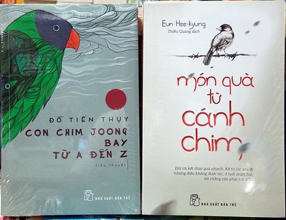 Hai tác phẩm được chia sẻ tại buổi giao lưu.