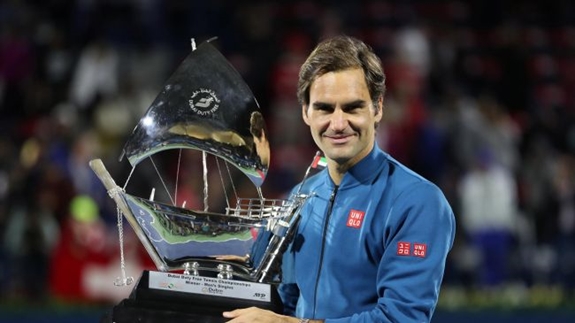 Federer với danh hiệu ATP thứ 100 trong sự nghiệp lẫy lừng. Ảnh: eurosport.com