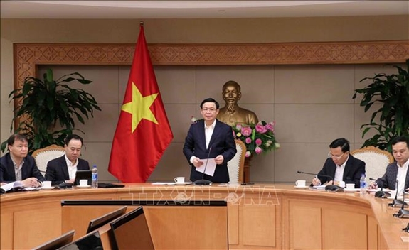 Phó thủ tướng Vương Đình Huệ, Trưởng Ban Chỉ đạo điều hành giá phát biểu. Ảnh: TTXVN.