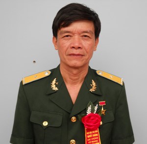 Anh hùng tên lửa vác vai A72