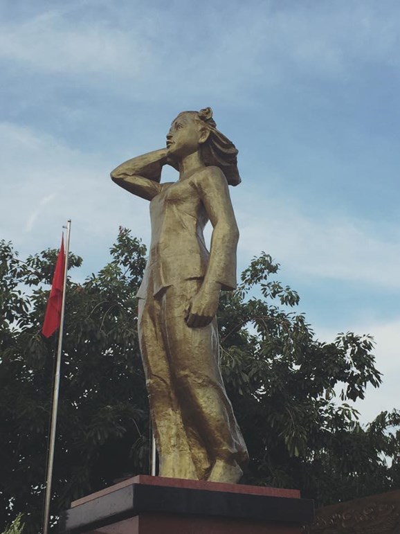 Cho những mùa hoa nở...