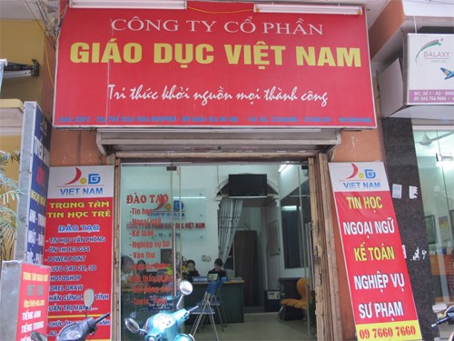 Một công ty đào tạo tiếng Anh phía sau Trường Đại học Ngoại ngữ (Đại học Quốc gia Hà Nội). làm sao chọn được nơi học tiếng anh giao tiếp uy tín