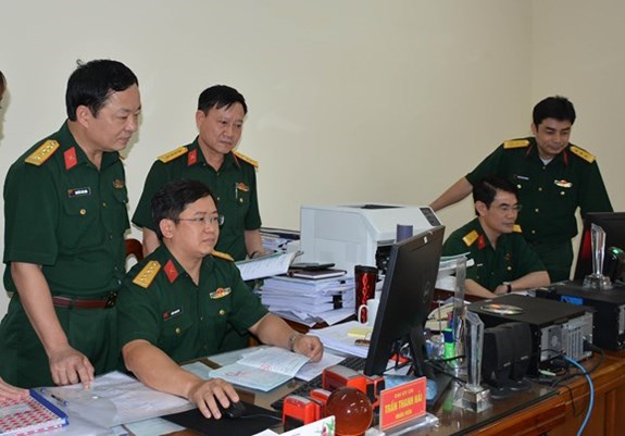 tien luong tinh huong che do cua nguoi lam cong tac co yeu, Nghi dinh 32/2013/NĐ-CP 