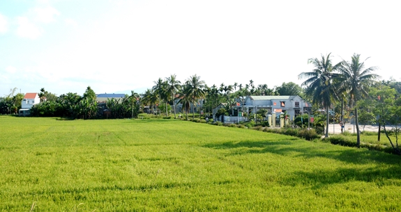 Một góc làng quê nông thôn mới huyện Duy Xuyên (Quảng Nam).