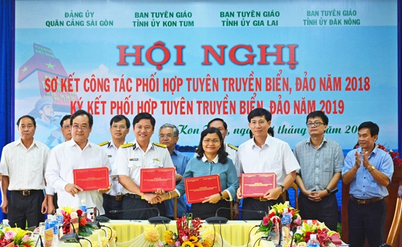Nâng cao hiệu quả tuyên truyền biển, đảo đối với đồng bào ở Tây Nguyên