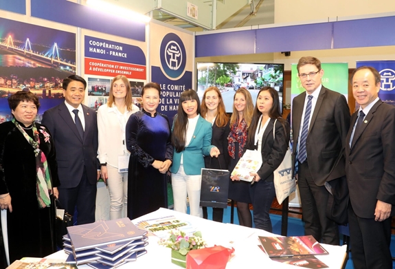 Tại thành phố Toulouse (Pháp), Chủ tịch Quốc hội Nguyễn Thị Kim Ngân dự Hội nghị hợp tác giữa các địa phương Pháp-Việt Nam lần thứ 11. Ảnh: TRỌNG ĐỨC