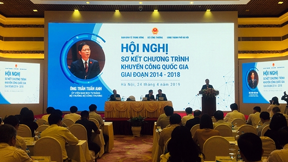 Bộ trưởng Trần Tuấn Anh phát biểu tại hội nghị.