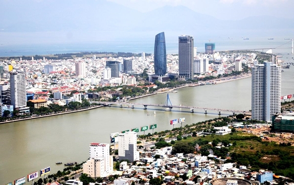 Phố mới hai bên bờ sông Hàn.