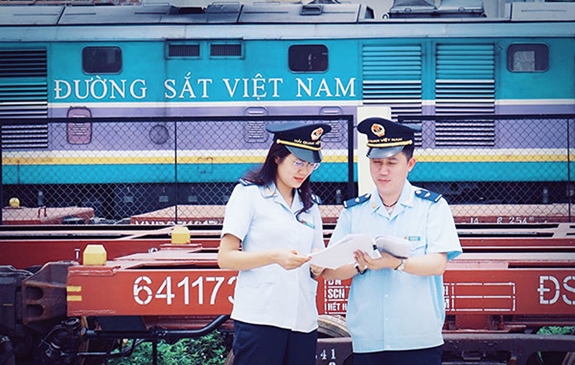 Xuất nhập khẩu 5 tháng ước đạt 202 tỷ USD