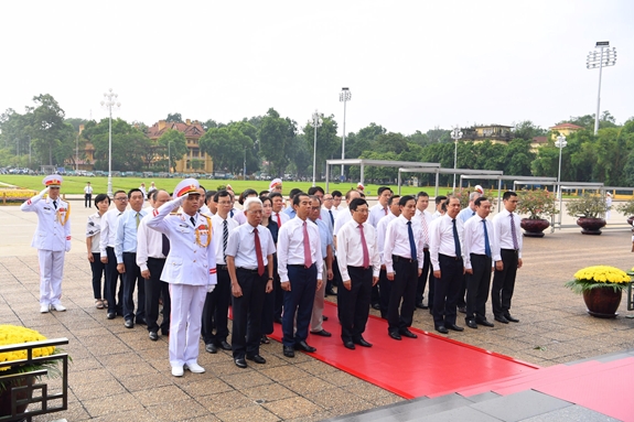 Lãnh đạo Đảng, Nhà nước vào Lăng viếng Chủ tịch Hồ Chí Minh nhân kỷ niệm 74 năm Quốc khánh 2-9