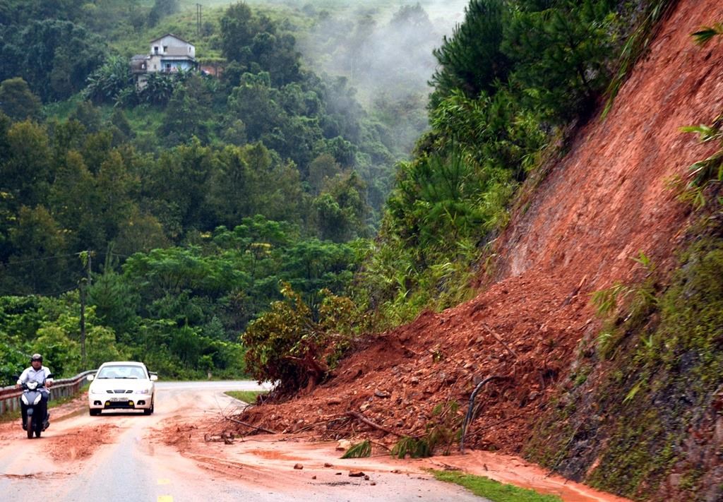 Sạt lở đất ở Cao Bằng Nguyên nhân, phòng chống và giải pháp (2023)