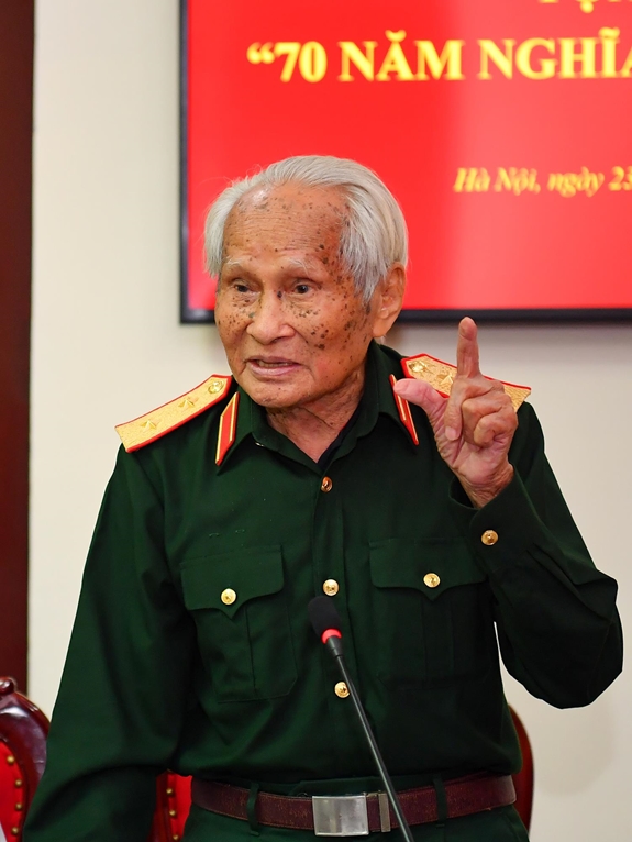 Khẳng định tình đoàn kết, hữu nghị đặc biệt Việt-Lào