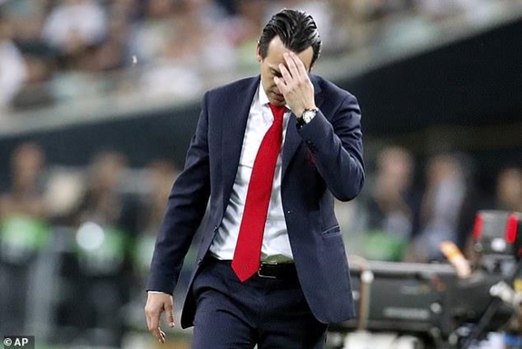 U.Emery đã “ngấm đòn” ở Arsenal. Ảnh: AP.