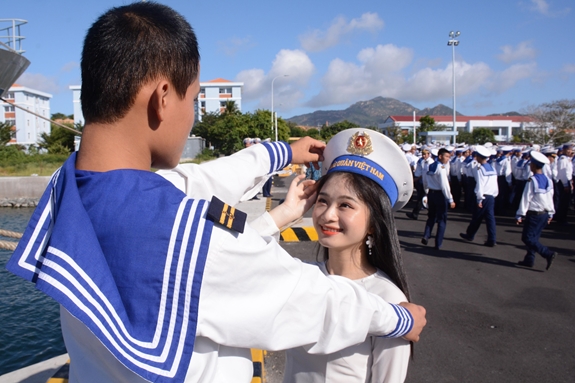 Lời dặn trước giờ chia tay.