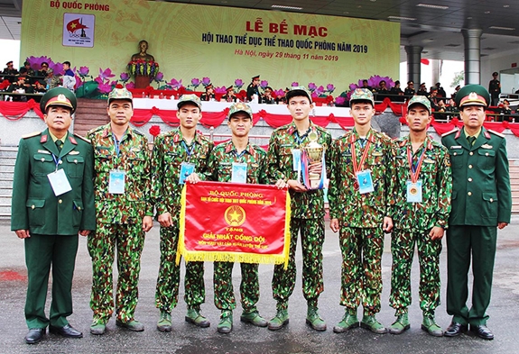 Đội tuyển Trường Sĩ quan Lục quân 2 đoạt giải nhất môn Vượt vật cản tại Hội thao thể dục thể thao quốc phòng năm 2019.
