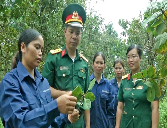 da dang mo hinh giup phu nu nguoi dan toc thieu so