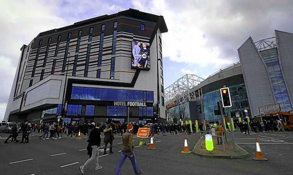 Khách sạn Bóng đá của Gary Neville nằm cạnh sân Old Trafford.Ảnh: PA.