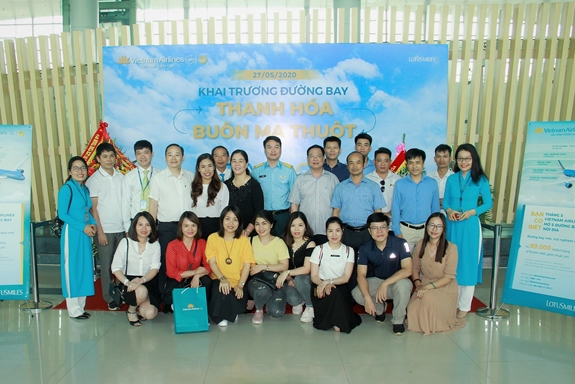 Vietnam Airlines khai trương đường bay Thanh Hóa-Buôn Ma Thuột