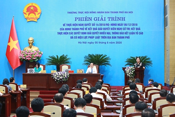 Quang cảnh phiên giải trình do Thường trực Hội đồng nhân dân TP Hà Nội tổ chức ngày 5-6 vừa qua. Ảnh: dangcongsan.vn.