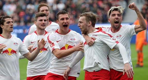 Các cầu thủ Leipzig còn khá xa lạ với người hâm mộ. Ảnh: GOAL.