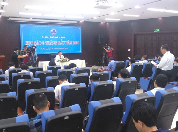 Quang cảnh họp báo.