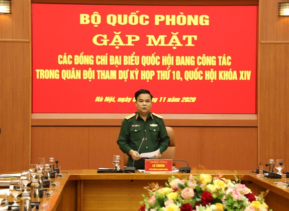 Phát huy vai trò đại biểu quân đội trong xây dựng các dự thảo luật tại Quốc hội
