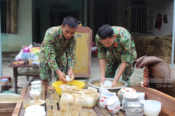 Giúp bà con nhân dân như chính người thân của mình