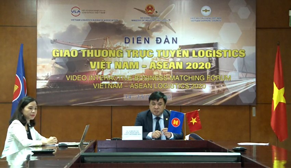 Ông Lê Hoàng Tài, Phó cục trưởng Cục XTTM phát biểu tại hội nghị.