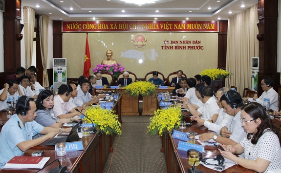 Quang cảnh hội nghị tại điểm cầu UBND tỉnh Bình Phước.