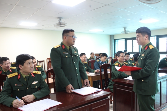 Hình thức nêu tình huống pháp luật để thảo luận được các lớp học viên Hệ Sau đại học, Học viện Chính trị tích cực hưởng ứng.