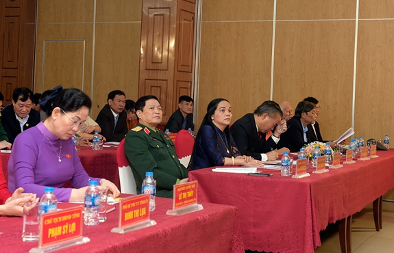 Các đại biểu tham dự hội nghị.