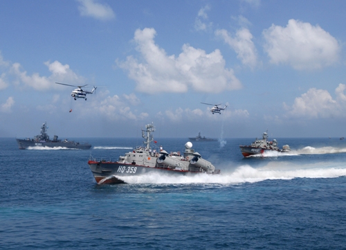 越南海警第二区隆重举行成立10周年纪念典礼